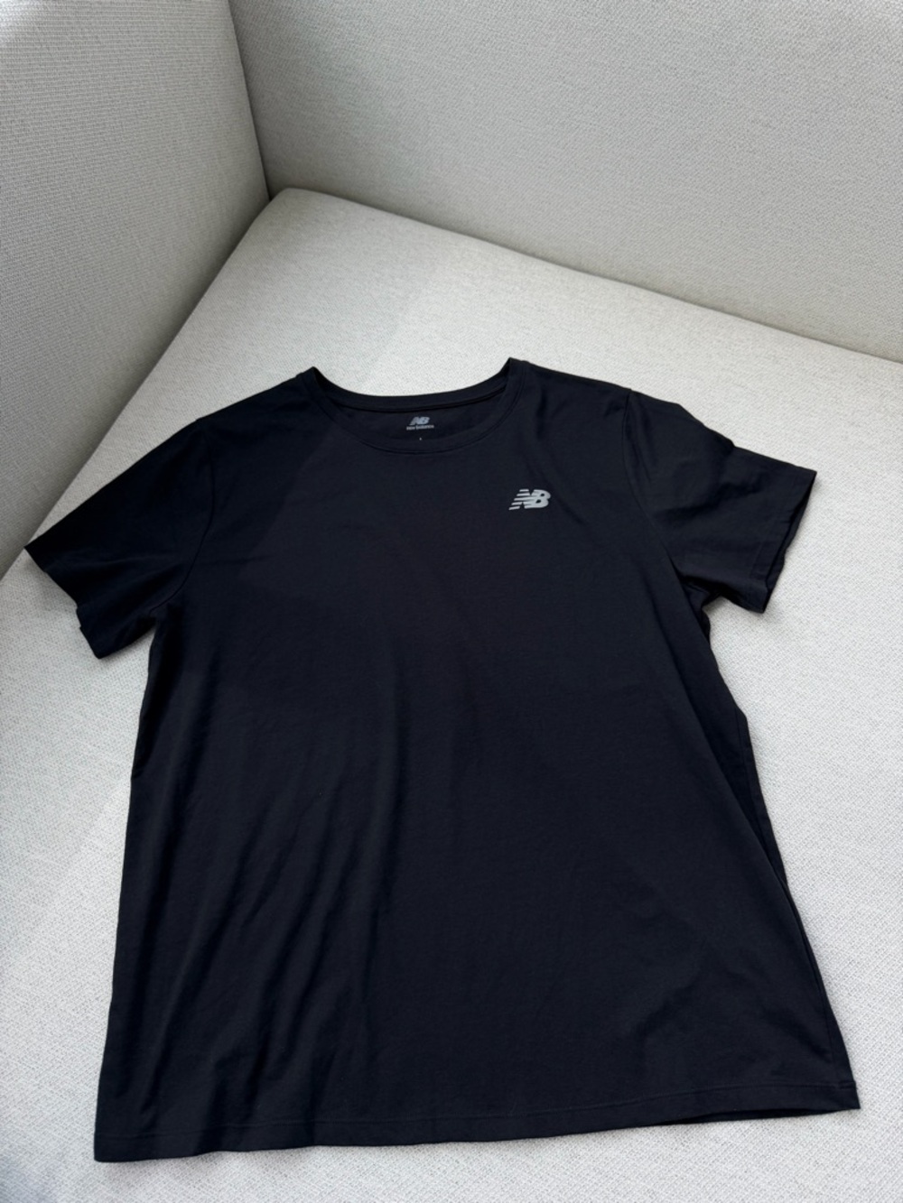 New Balance Black Athletic T-Shirt Women’s Size L Dri-FIT